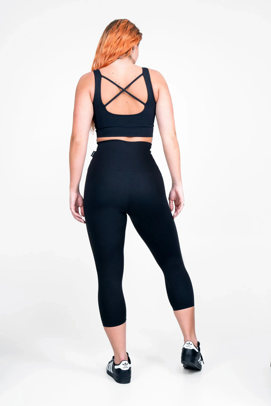 Black Body Contouring - Extra High Waisted Capri Leggings-Activewear-Exoticathletica