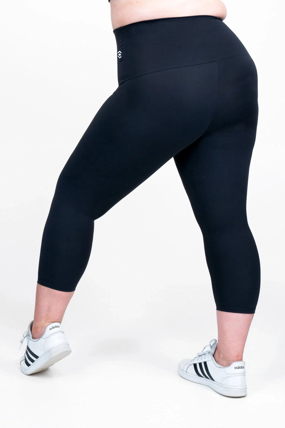 Black Body Contouring - Extra High Waisted Capri Leggings-Activewear-Exoticathletica