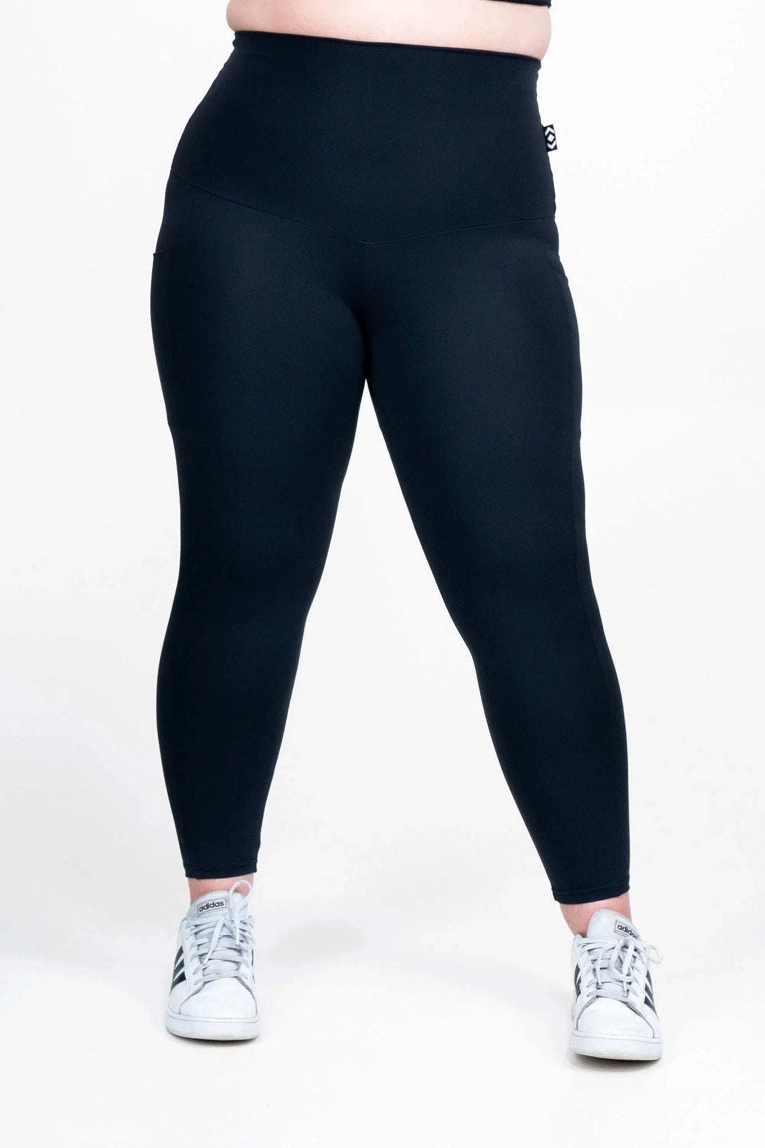 Black Body Contouring - Panel Pocket Extra High Waisted 7/8 Leggings-Activewear-Exoticathletica