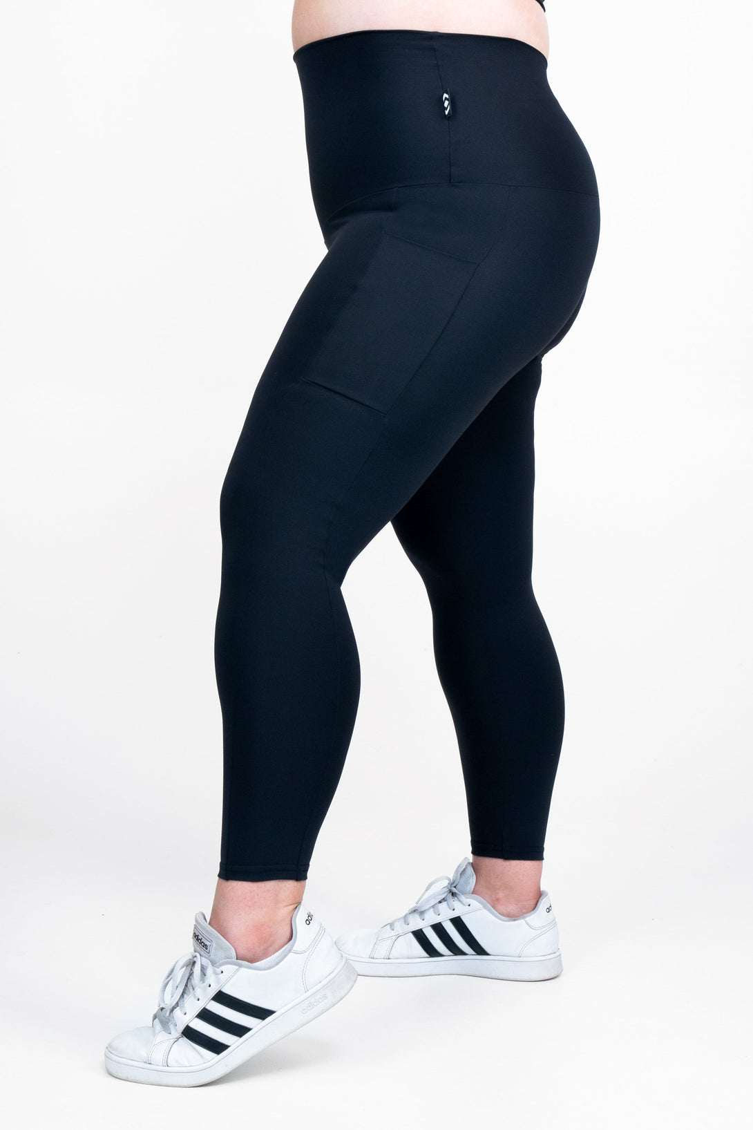 Black Body Contouring - Panel Pocket Extra High Waisted 7/8 Leggings-Activewear-Exoticathletica