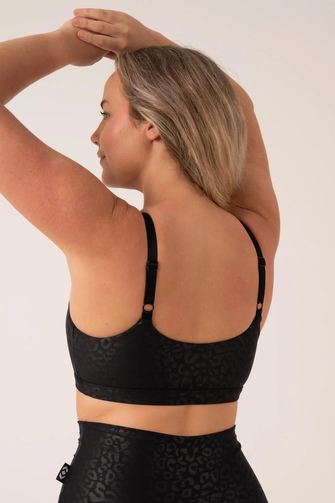 Black Exotic Touch Jag - Bralette Crop-Activewear-Exoticathletica