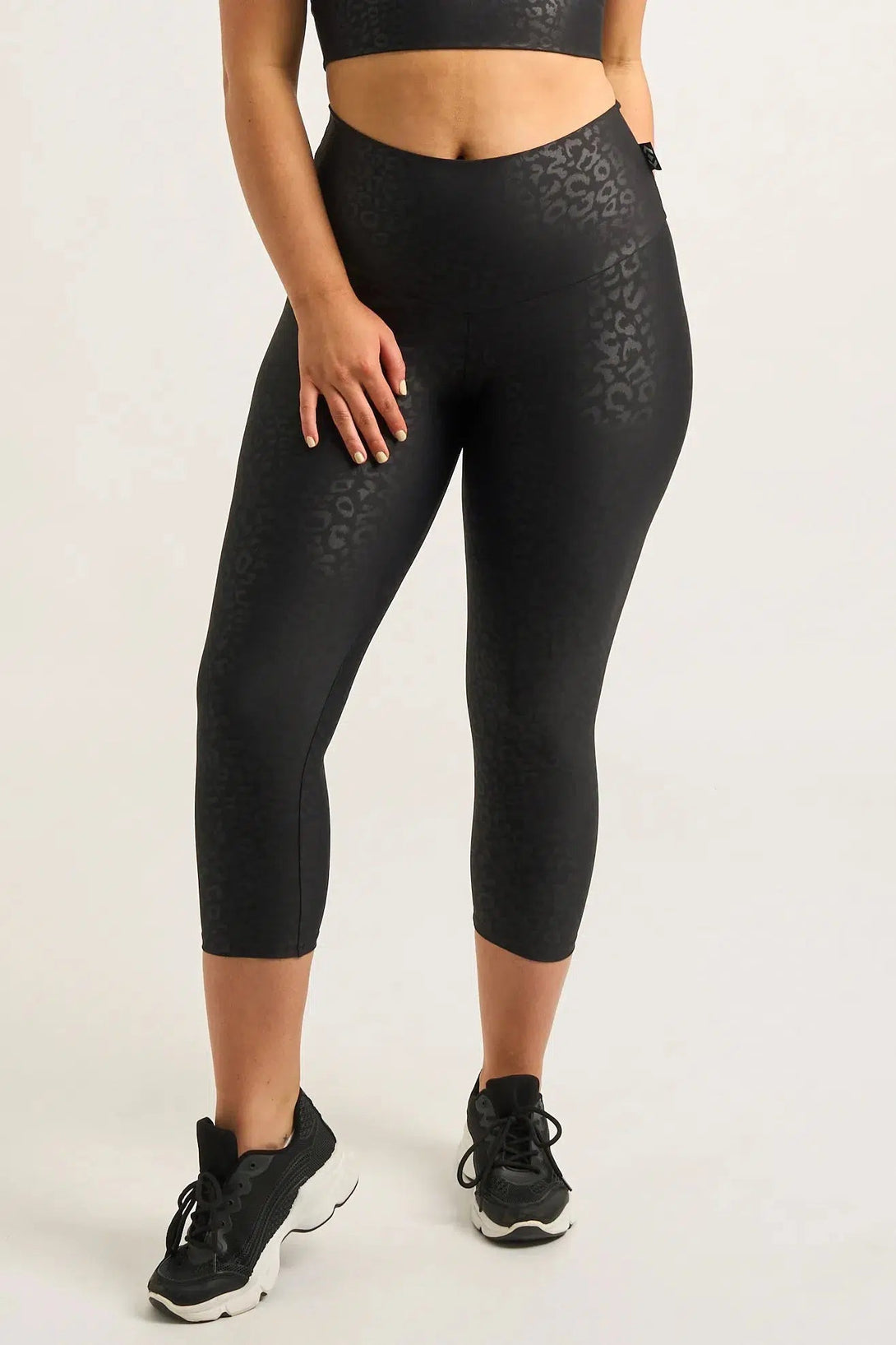 Black Exotic Touch Jag - Double Booty Scrunch High Waisted Capri Leggings-Activewear-Exoticathletica