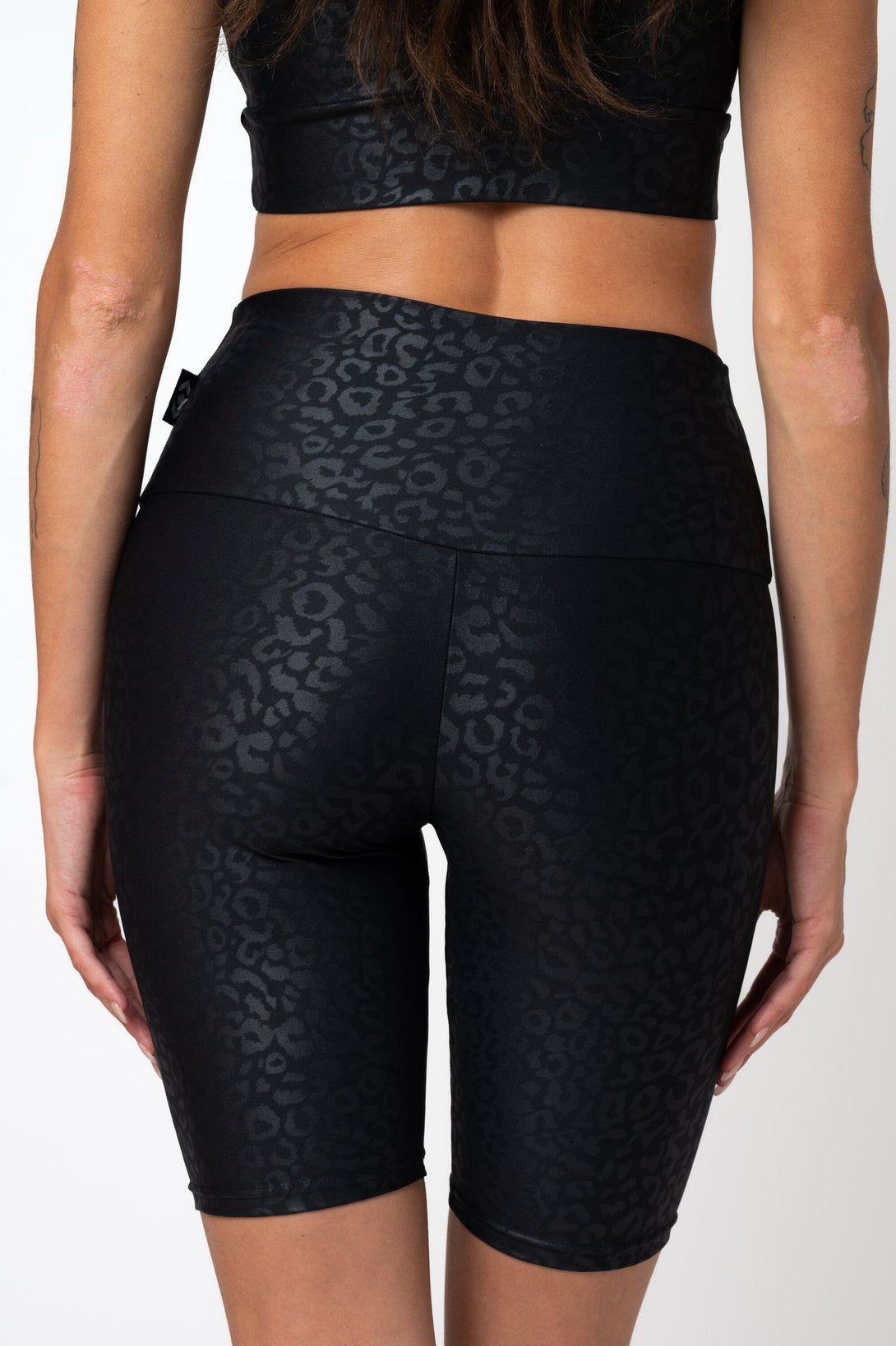 Black Exotic Touch Jag - High Waisted Long Shorts-Activewear-Exoticathletica