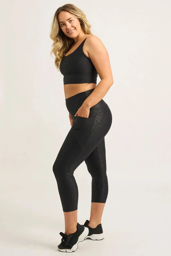 Black Exotic Touch Jag - Pocket Booty Shaper High Waisted Capri Leggings-Activewear-Exoticathletica