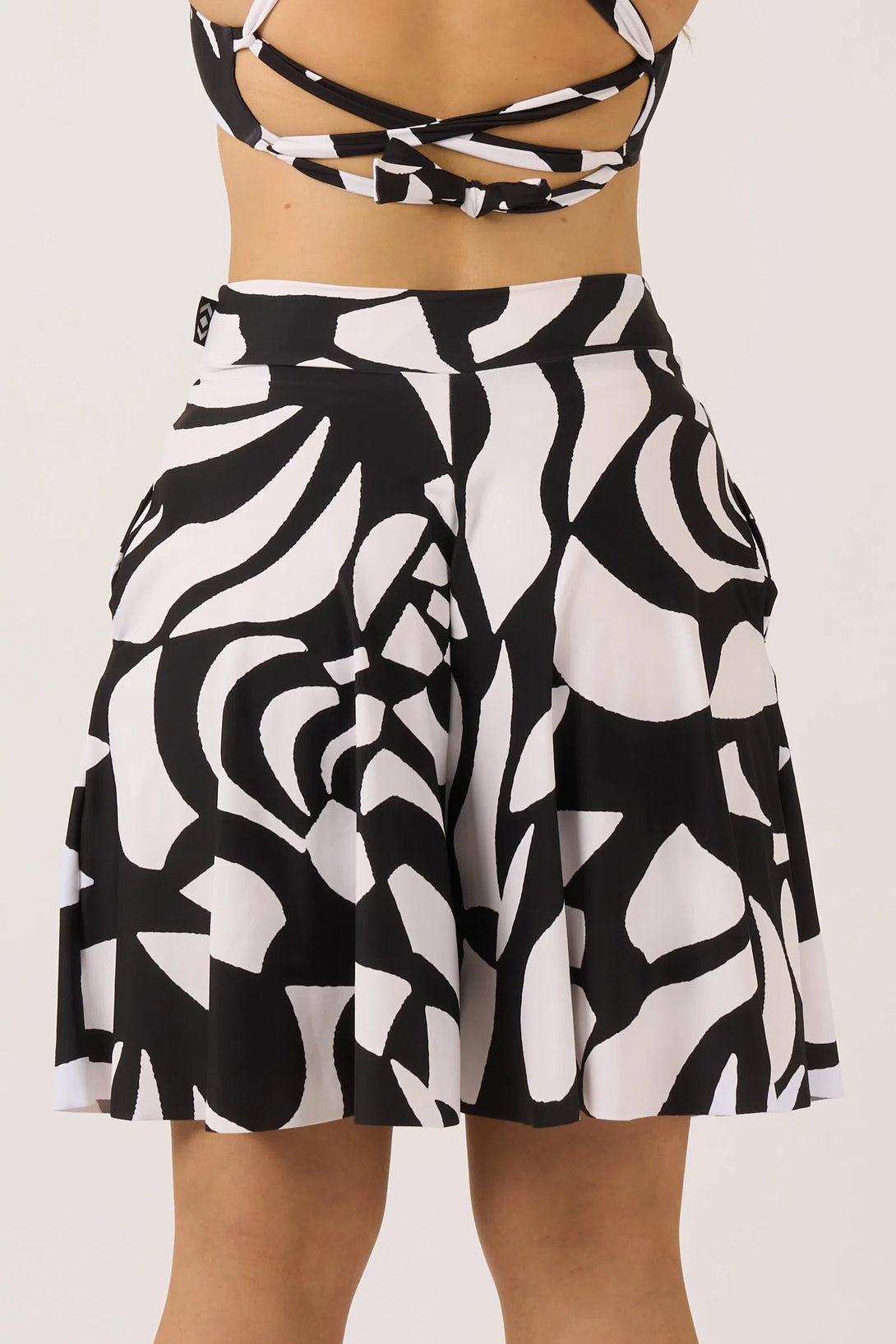 Black Geo Waves Silky - Palazzo Short With Pocket-Activewear-Exoticathletica