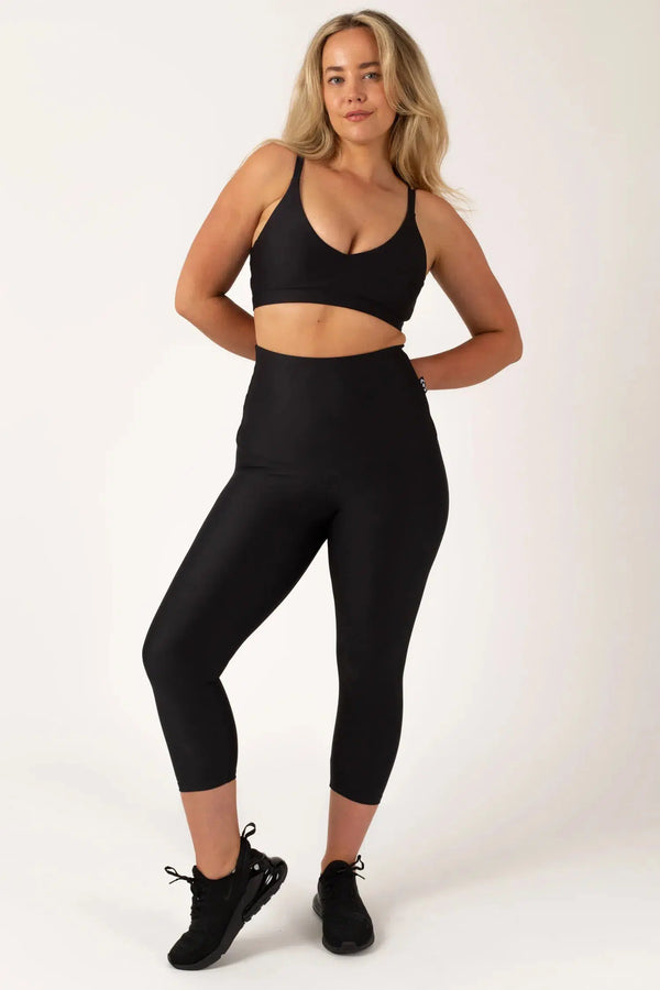 Black Performance - Extra High Waisted Capri Leggings-Activewear-Exoticathletica