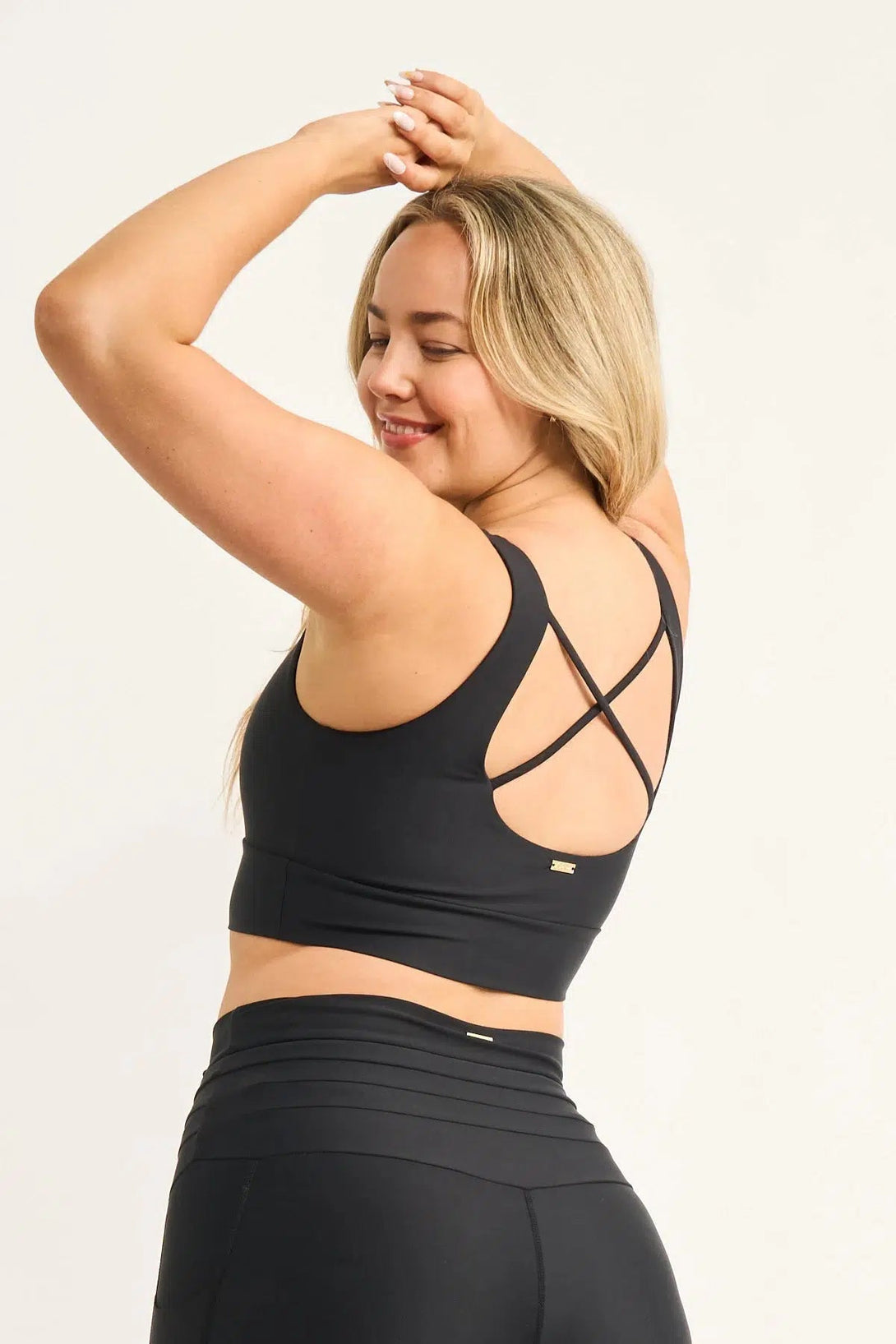 Black Performance - Luxe Scoop Neck Comfort Crop Top-Activewear-Exoticathletica