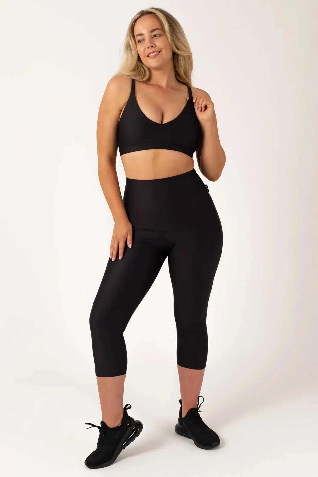 Black Performance - Panel Pocket Extra High Waisted Capri Leggings-Activewear-Exoticathletica