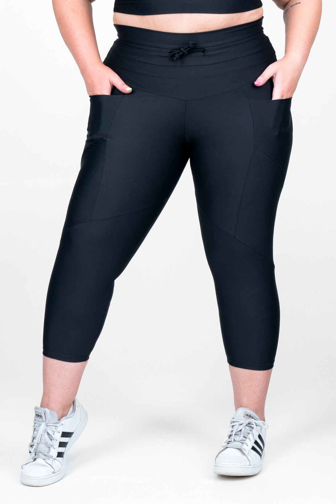 Black Performance - Pocket Booty Shaper Drawstring Capri Leggings-Activewear-Exoticathletica