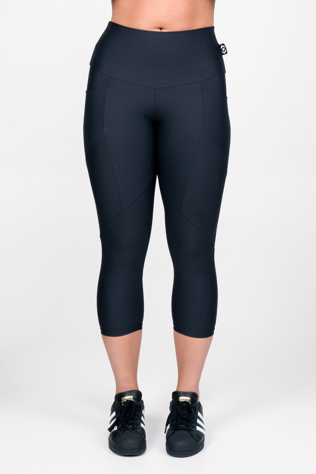 Black Performance - Pocket Booty Shaper High Waisted Capri Leggings-Activewear-Exoticathletica