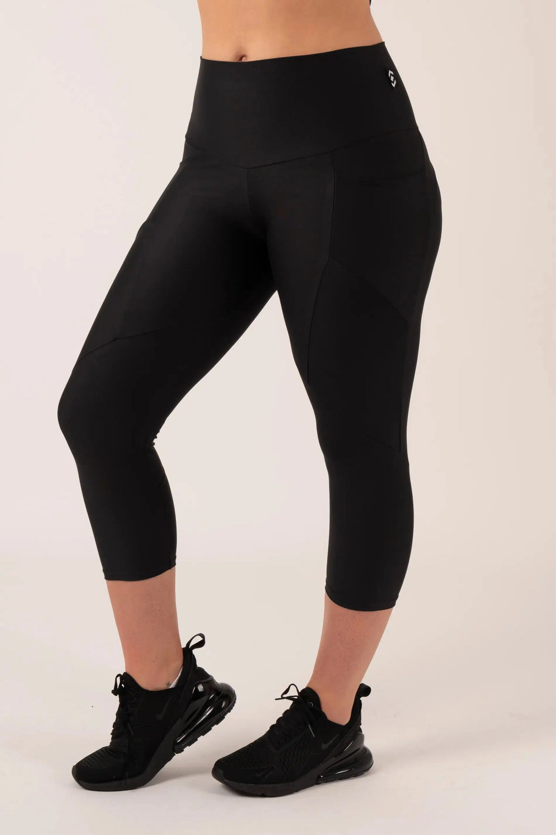 Black Performance - Pocket Booty Shaper High Waisted Capri Leggings-Activewear-Exoticathletica