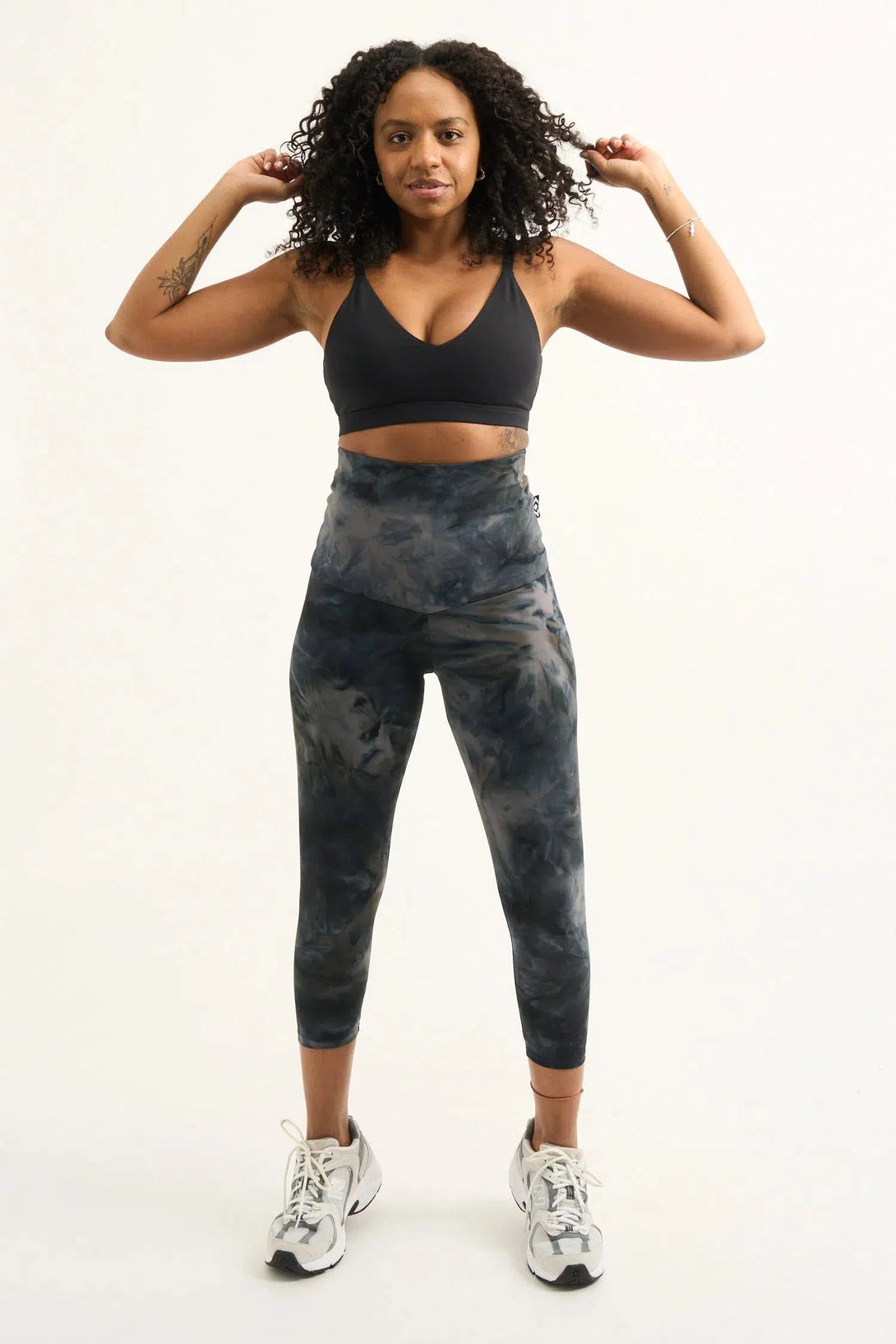 Body Contouring Extra High Waisted Capri Leggings - Dark And Moody-9358328104155-Activewear-Exoticathletica