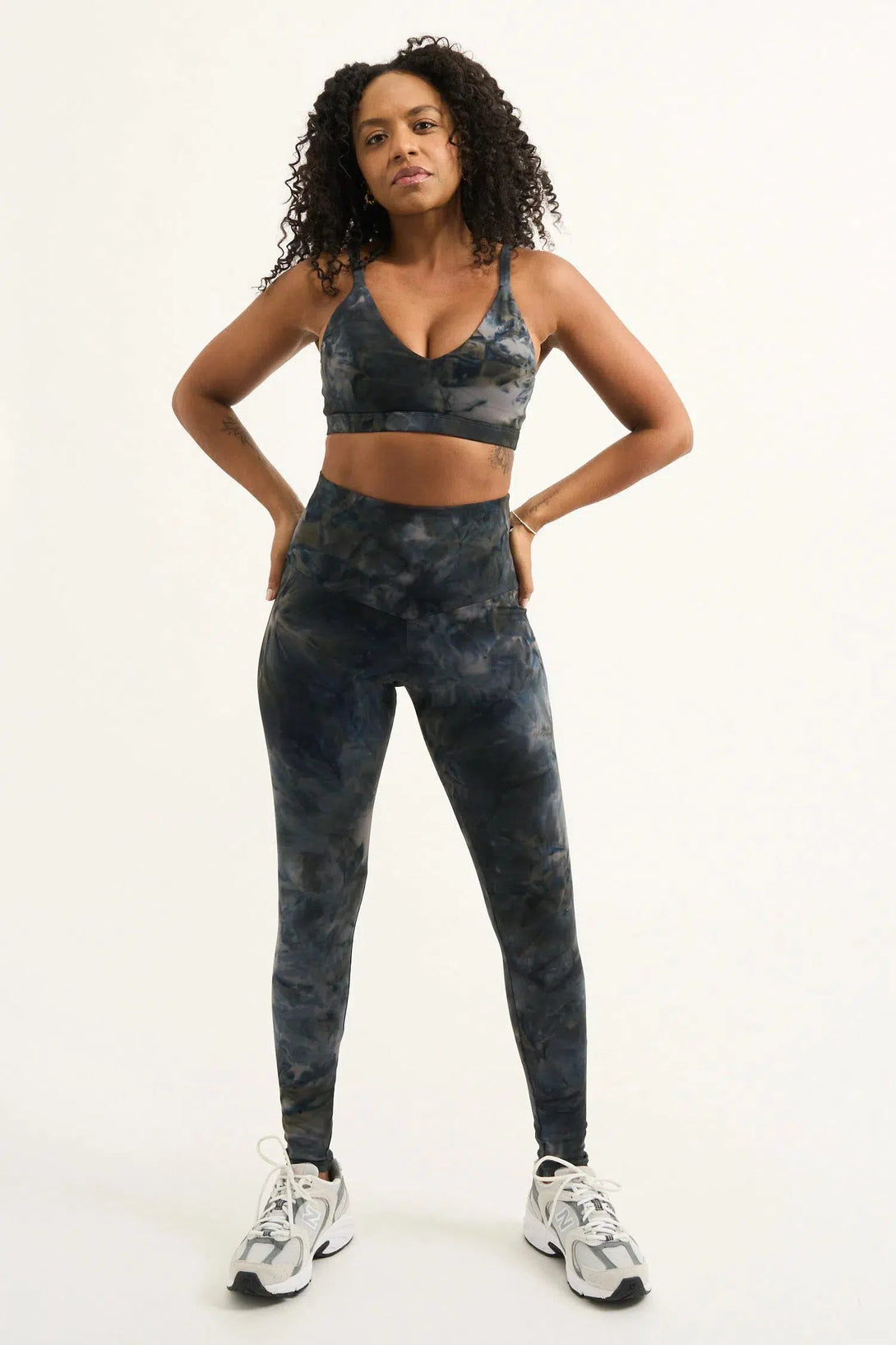 Body Contouring High Waisted Leggings - Dark And Moody-Activewear-Exoticathletica