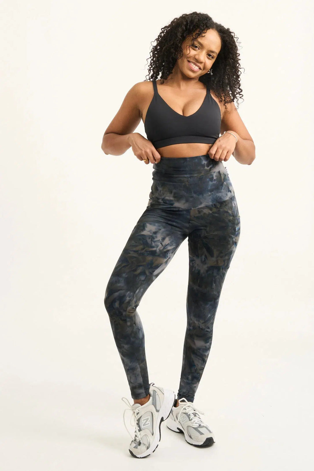 Body Contouring Panel Pocket Extra High Waisted Leggings - Dark And Moody-Activewear-Exoticathletica