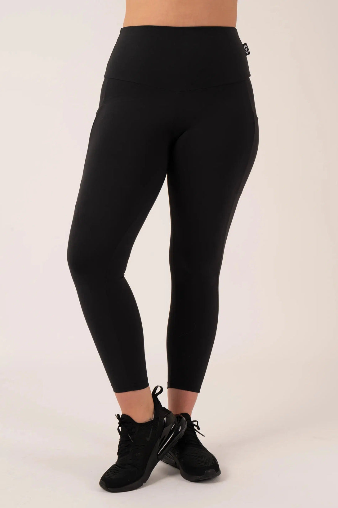 Body Contouring Panel Pocket High Waisted 7/8 Leggings - Black-Activewear-Exoticathletica