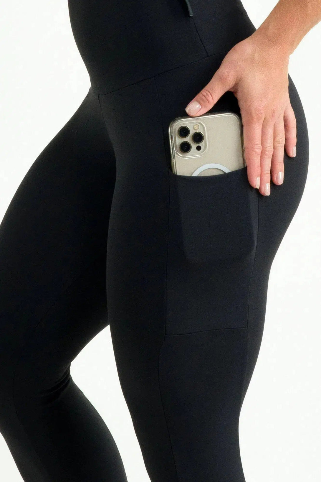 Body Contouring Panel Pocket High Waisted Capri Leggings - Black-Activewear-Exoticathletica