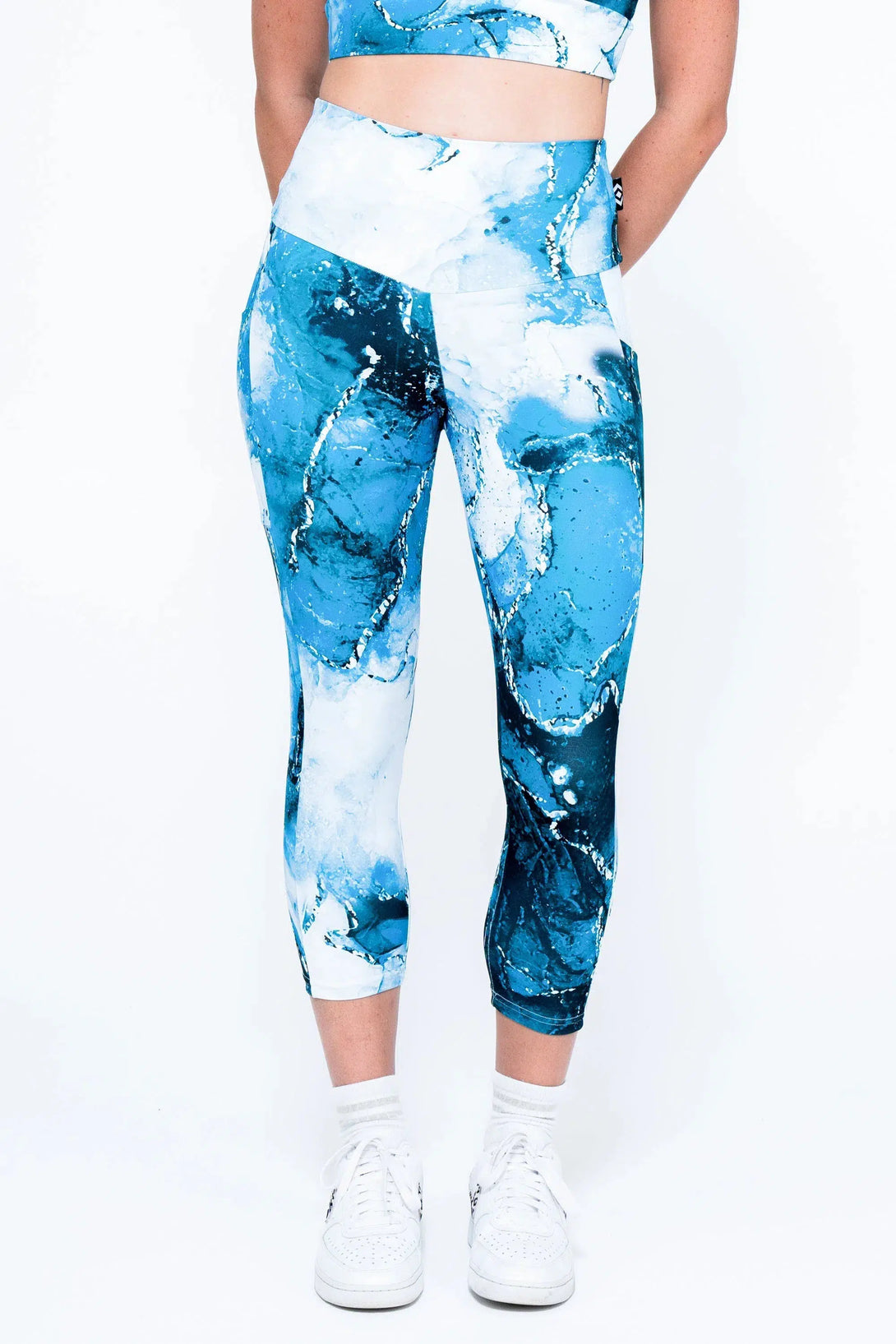 Body Contouring Panel Pocket High Waisted Capri Leggings - Glacier Girl-Activewear-Exoticathletica