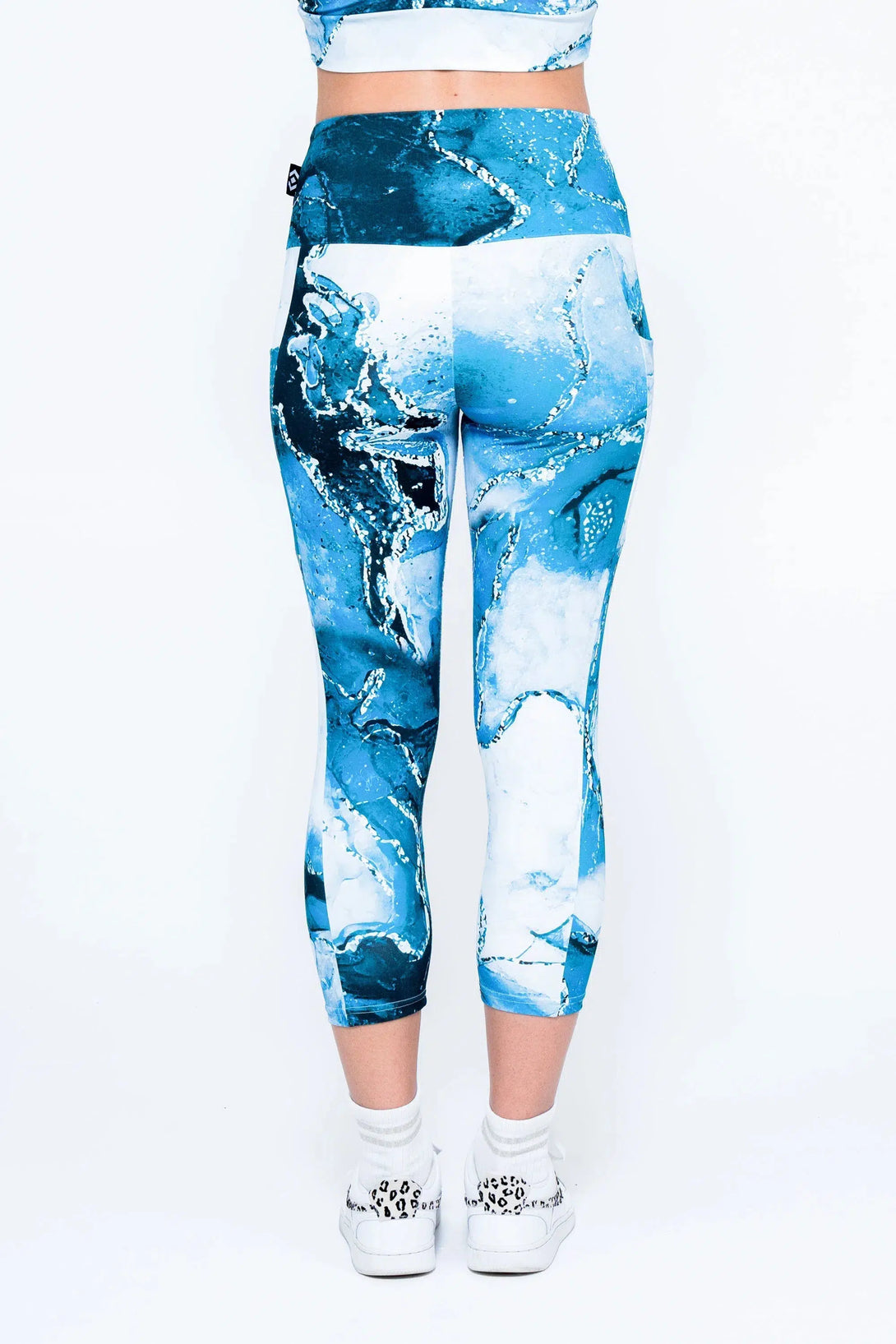 Body Contouring Panel Pocket High Waisted Capri Leggings - Glacier Girl-Activewear-Exoticathletica