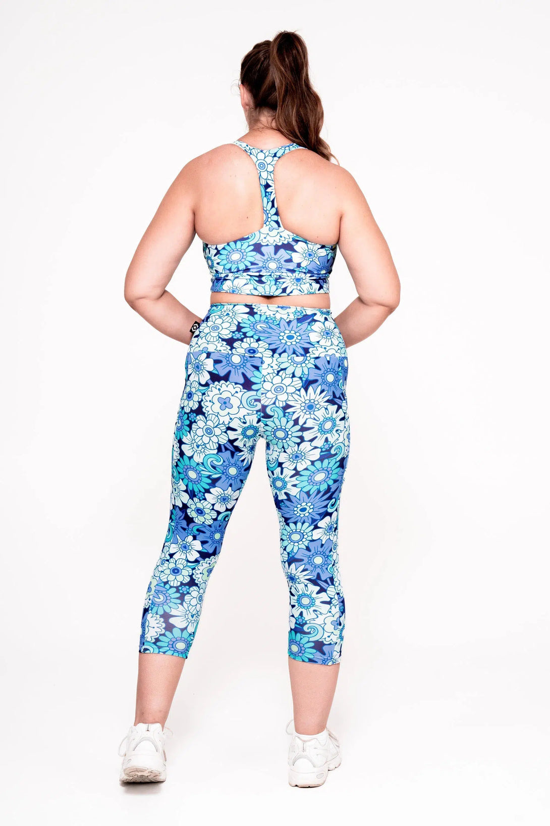 Body Contouring Panel Pocket High Waisted Capri Leggings - Serendipity Blue-Activewear-Exoticathletica