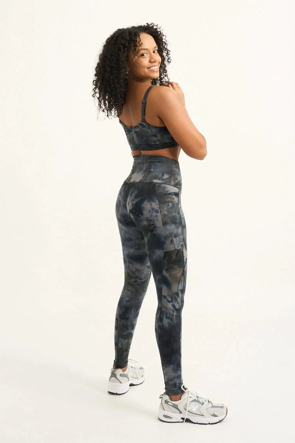 Body Contouring Panel Pocket High Waisted Leggings - Dark And Moody-Activewear-Exoticathletica