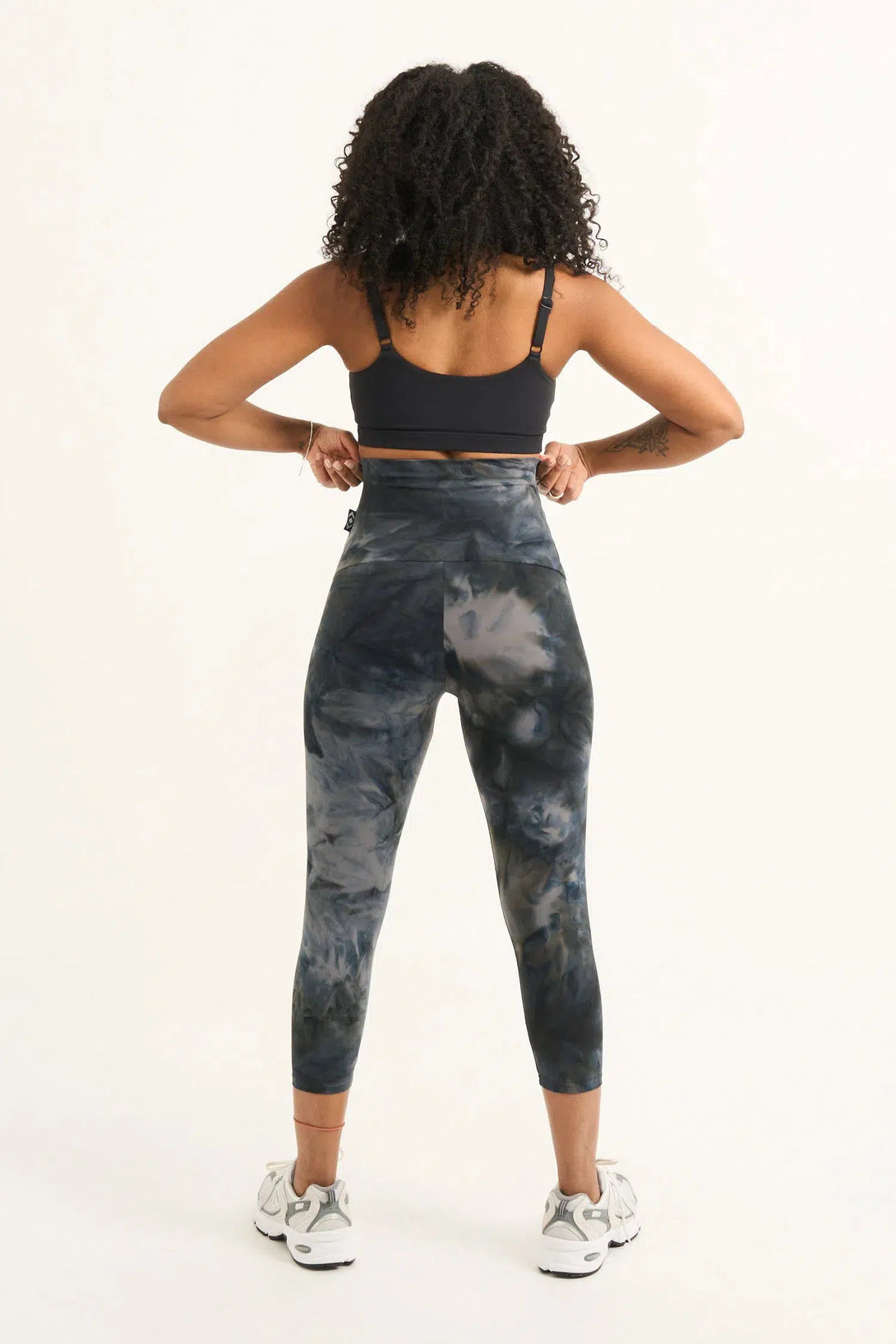 Dark and Moody Tie Dye Body Contouring - Extra High Waisted Capri Leggings-Activewear-Exoticathletica