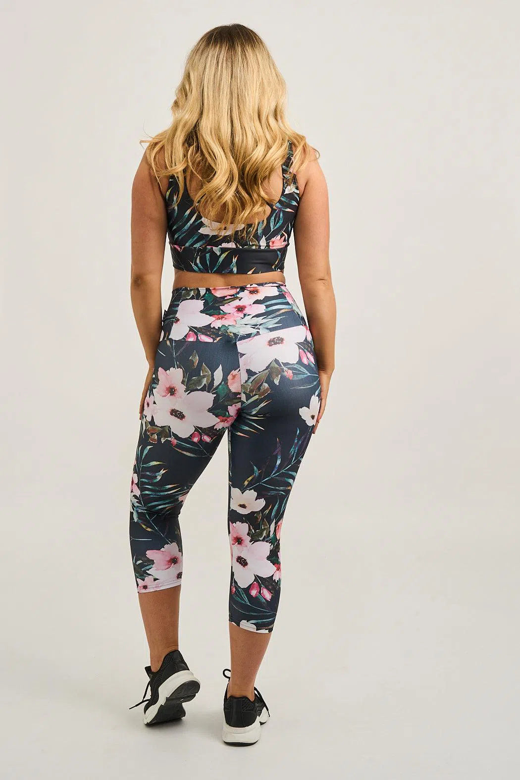 Exotic At Heart Performance - Extra High Waisted Capri Leggings-Activewear-Exoticathletica