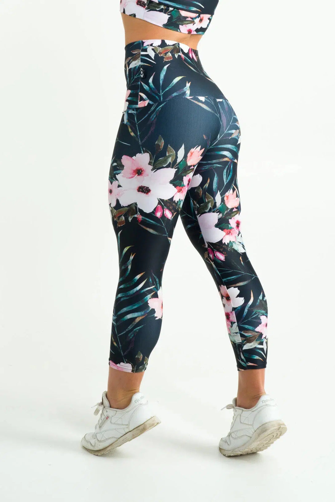 Exotic At Heart Performance - Extra High Waisted Capri Leggings-Activewear-Exoticathletica