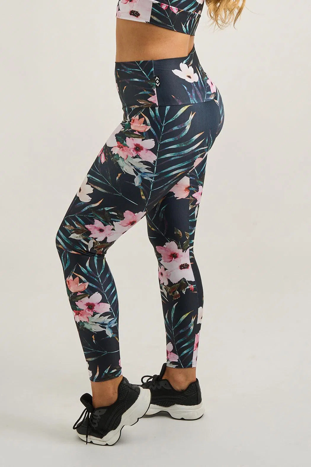 Exotic At Heart Performance - Extra High Waisted Leggings-Activewear-Exoticathletica