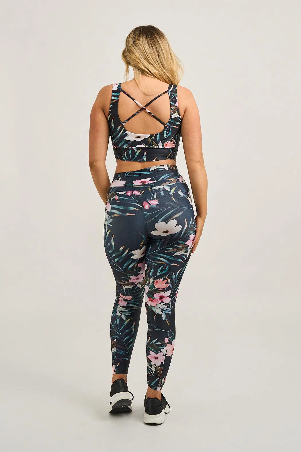 Exotic At Heart Performance - Panel Pocket Drawstring High Waisted Leggings-Activewear-Exoticathletica