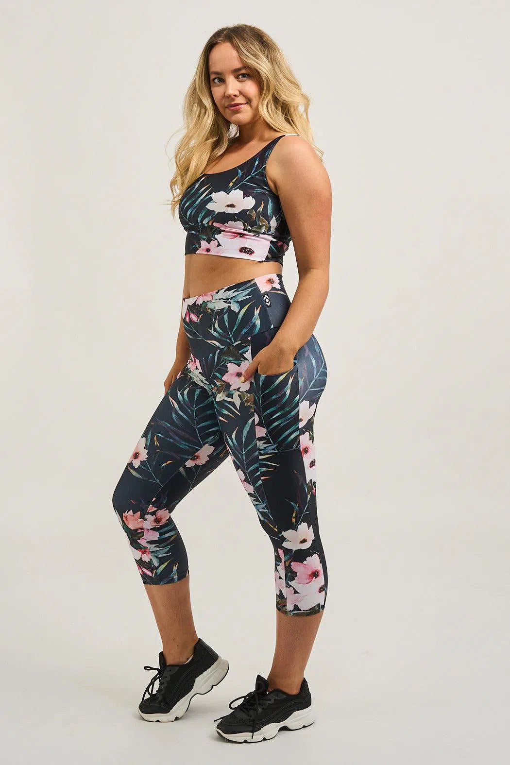 Exotic At Heart Performance - Panel Pocket High Waisted Capri Leggings-9358328355205-Activewear-Exoticathletica