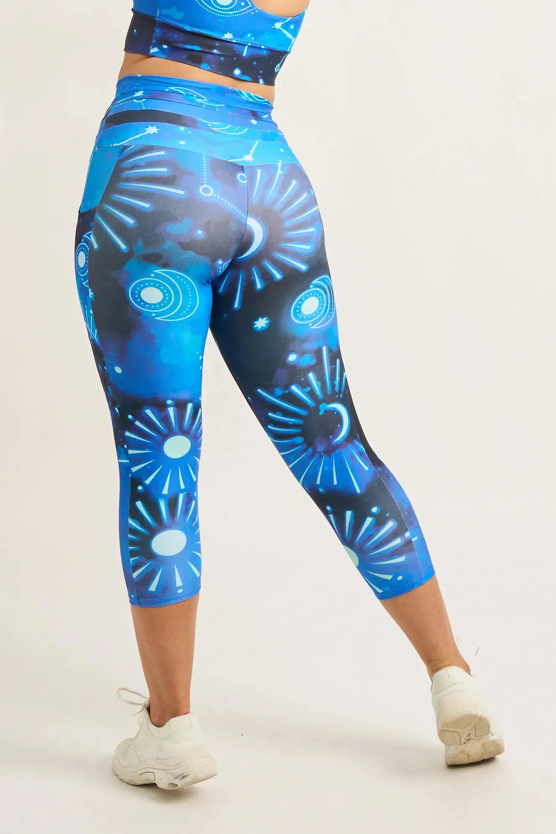 Imagine Nation Performance - Panel Pocket Drawstring Capri Leggings-Activewear-Exoticathletica