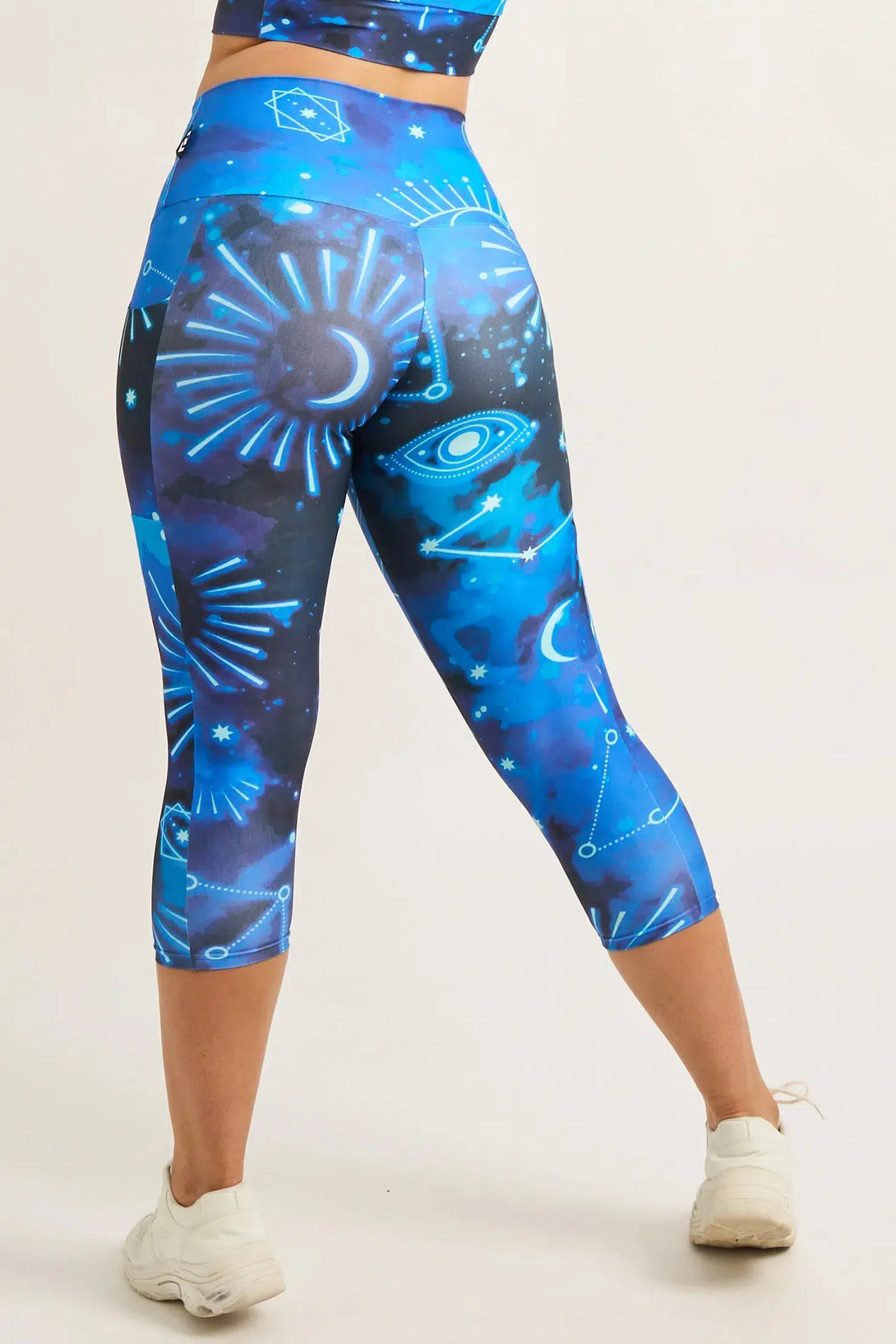 Imagine Nation Performance - Panel Pocket High Waisted Capri Leggings-Activewear-Exoticathletica