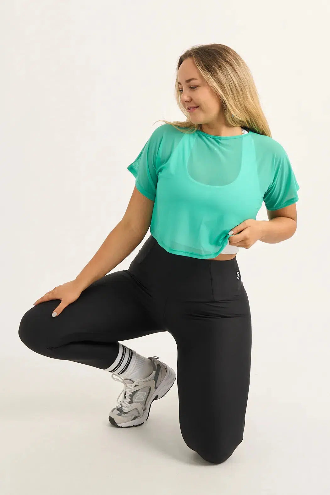 Jade Net - Cropped Tee-Activewear-Exoticathletica