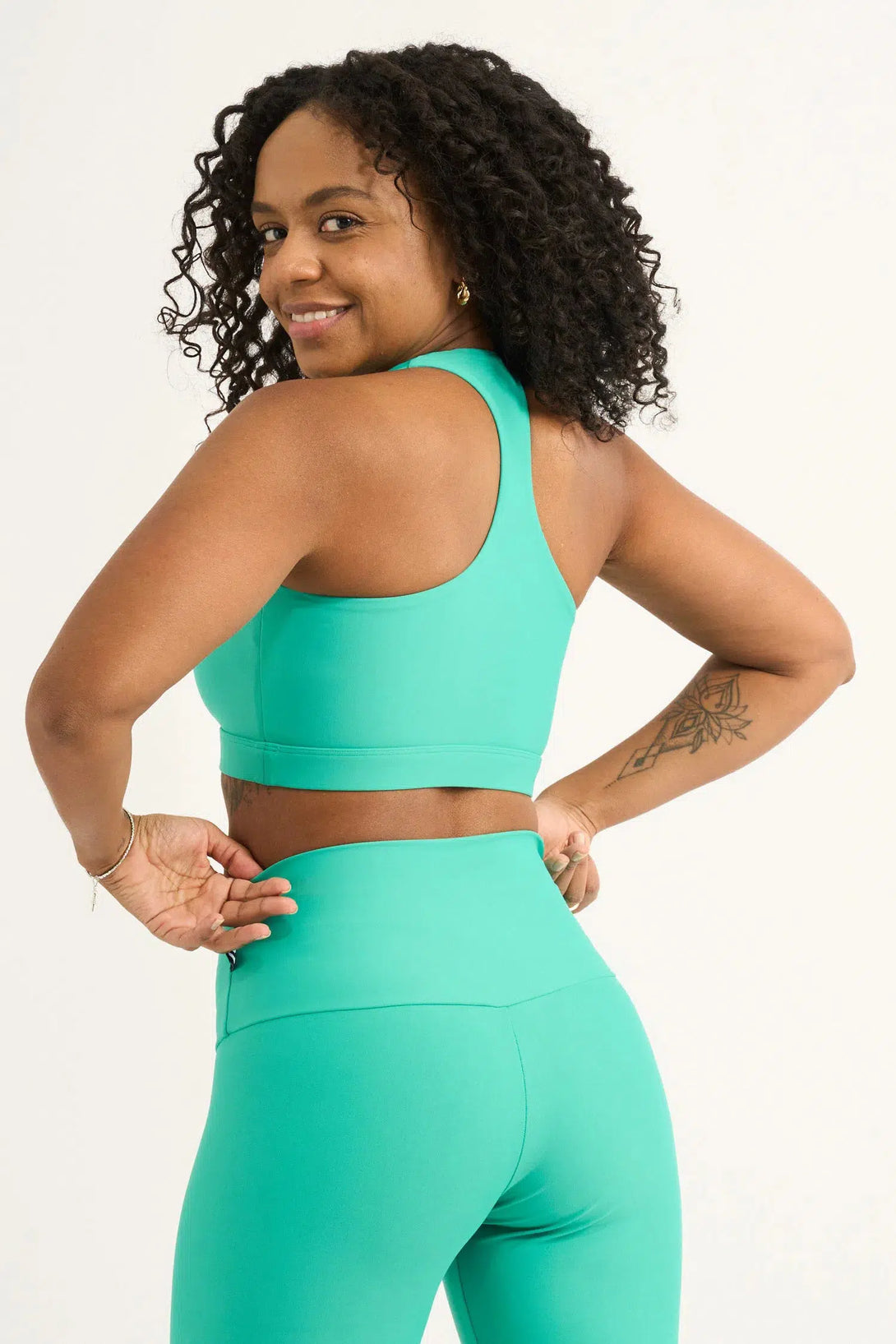 Jade Performance - Deep V Crop-Activewear-Exoticathletica