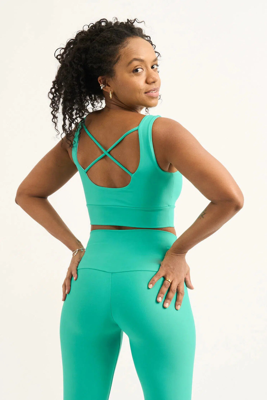 Jade Performance - Scoop Neck Comfort Crop Top-Activewear-Exoticathletica