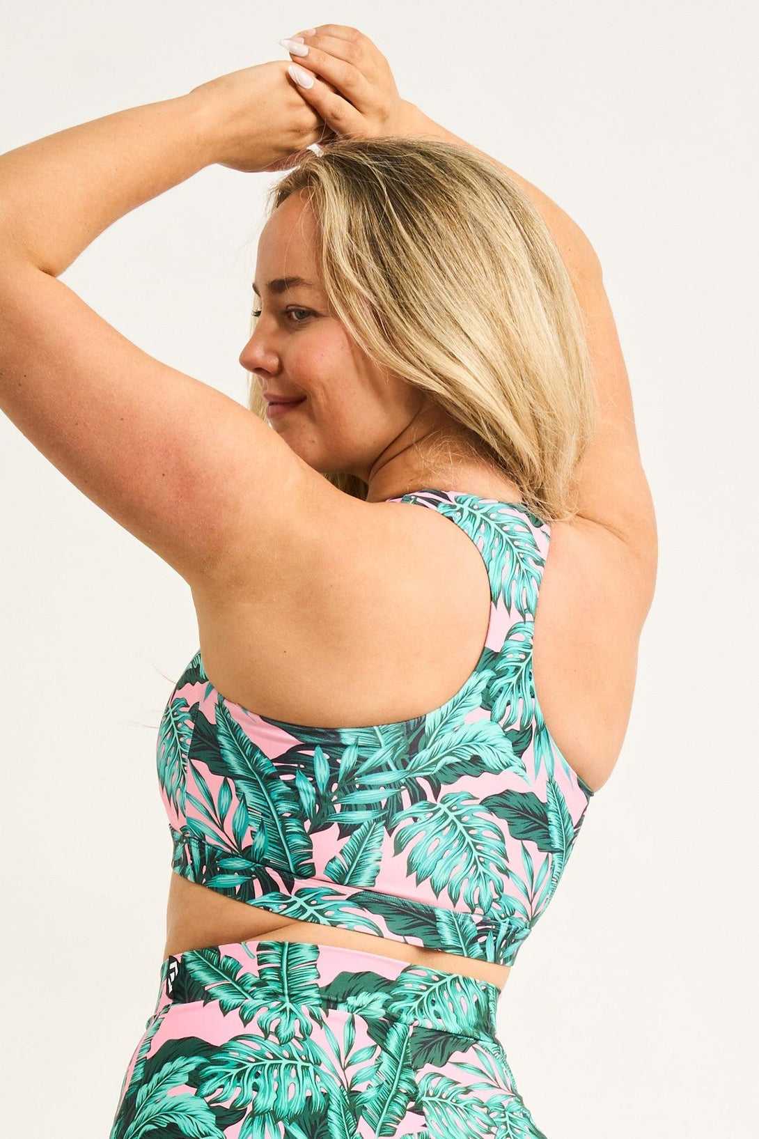 Leaf Your Mark Performance - Deep V Crop-Activewear-Exoticathletica