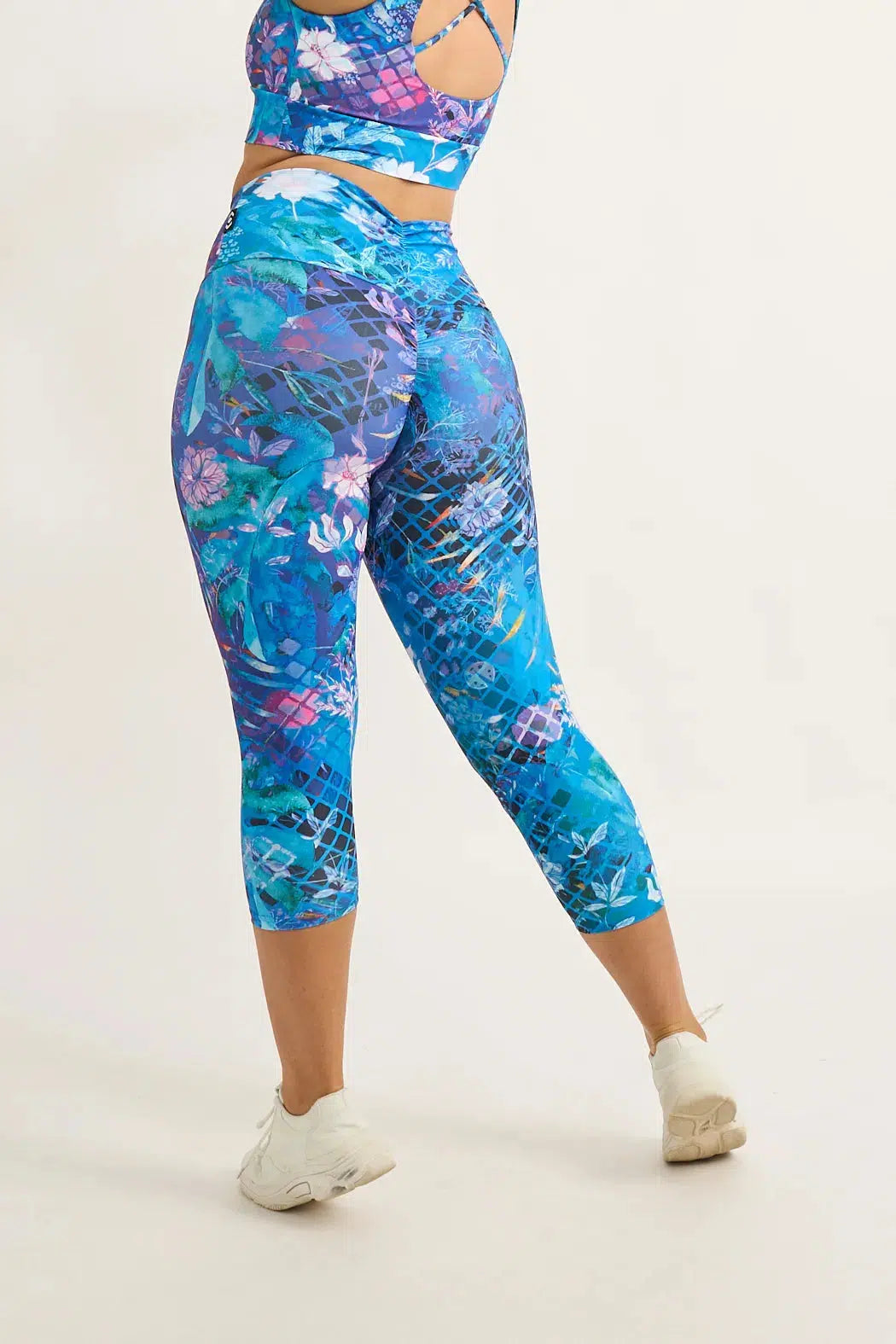 Mermaid Mafia Performance - Double Booty Scrunch High Waisted Capri Leggings-Activewear-Exoticathletica