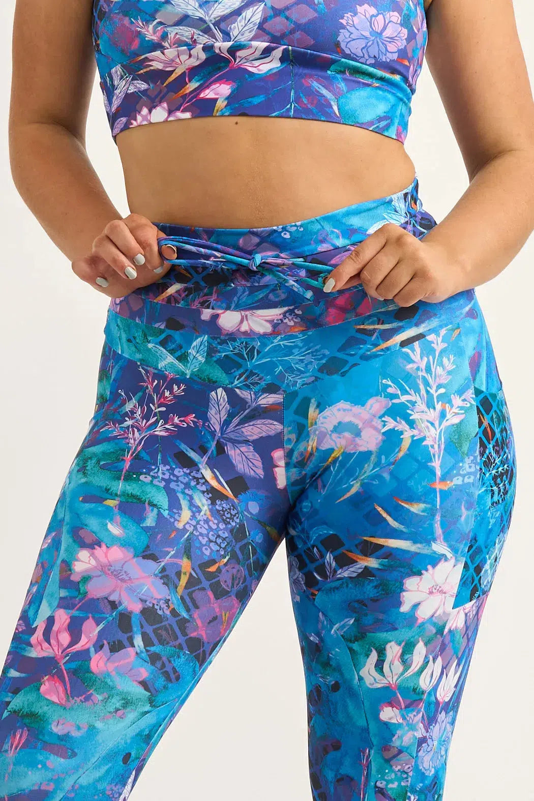 Mermaid Mafia Performance - Panel Pocket Drawstring Capri Leggings-Activewear-Exoticathletica