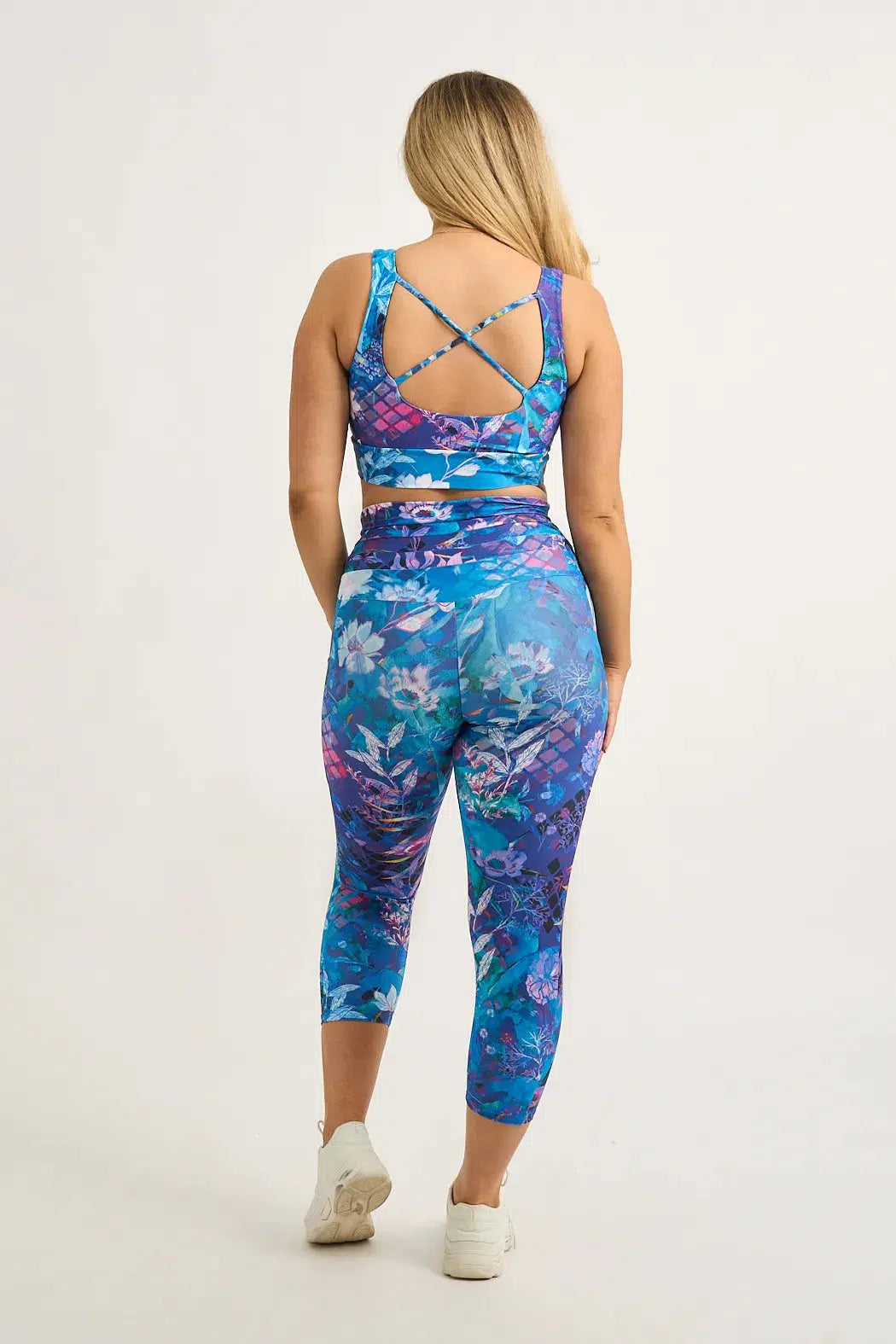 Mermaid Mafia Performance - Panel Pocket Drawstring Capri Leggings-Activewear-Exoticathletica