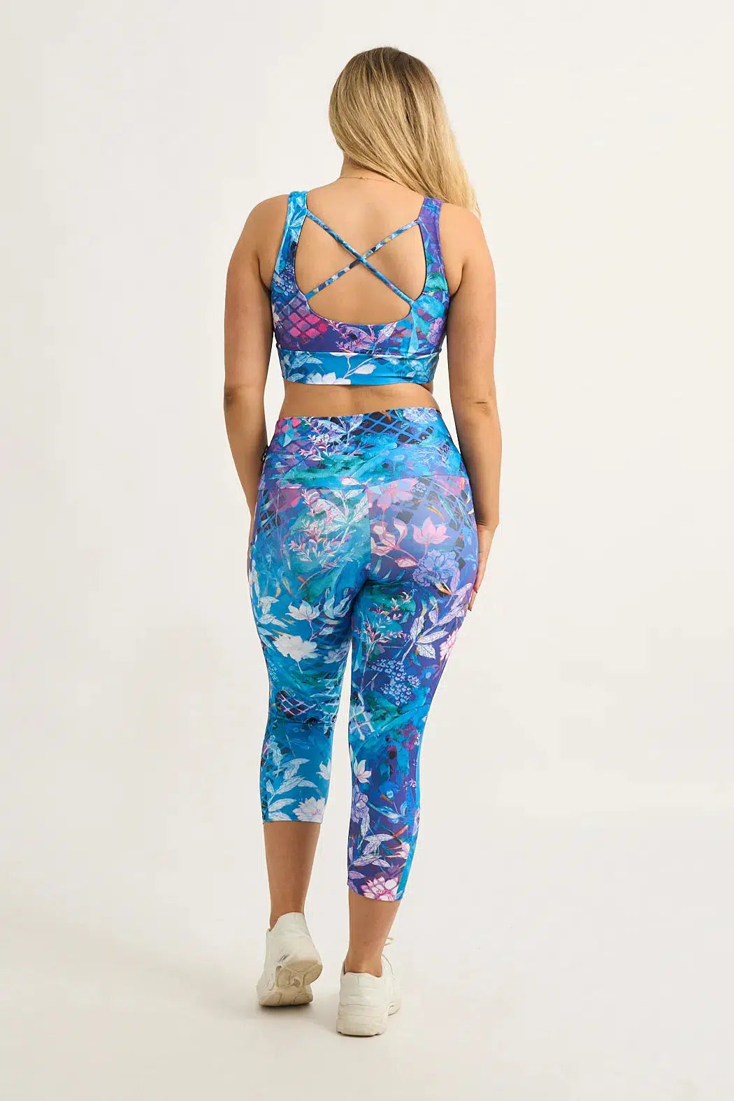 Mermaid Mafia Performance - Panel Pocket High Waisted Capri Leggings-Activewear-Exoticathletica