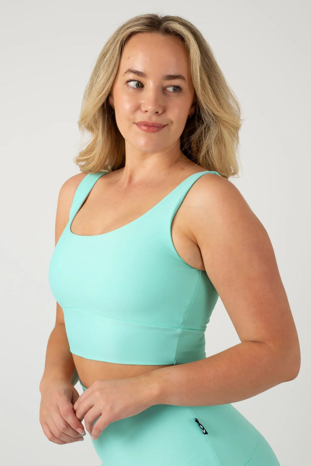 Mint Performance - Scoop Neck Comfort Crop Top-9358328268673-Activewear-Exoticathletica