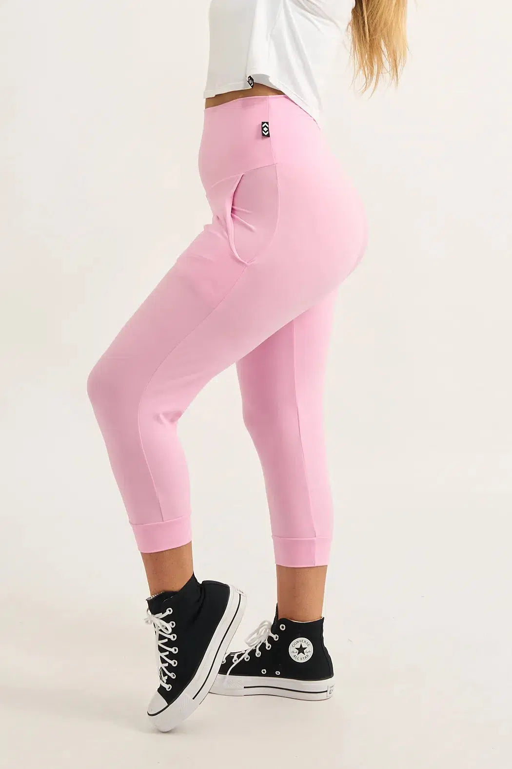 Pastel Pink Soft To Touch - Jogger Capris W/ Pockets-Activewear-Exoticathletica