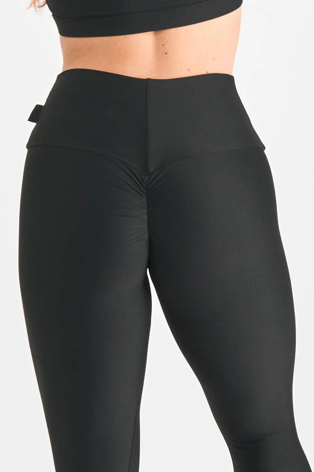 Performance Booty Scrunch High Waisted Capri Leggings - Black-Activewear-Exoticathletica