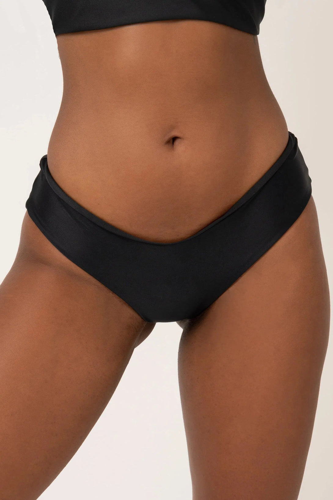 Performance Cheeky Cut Bikini Bottoms - Black-Activewear-Exoticathletica