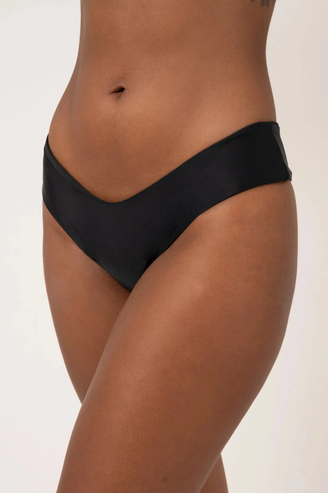 Performance Cheeky Cut Bikini Bottoms - Black-Activewear-Exoticathletica