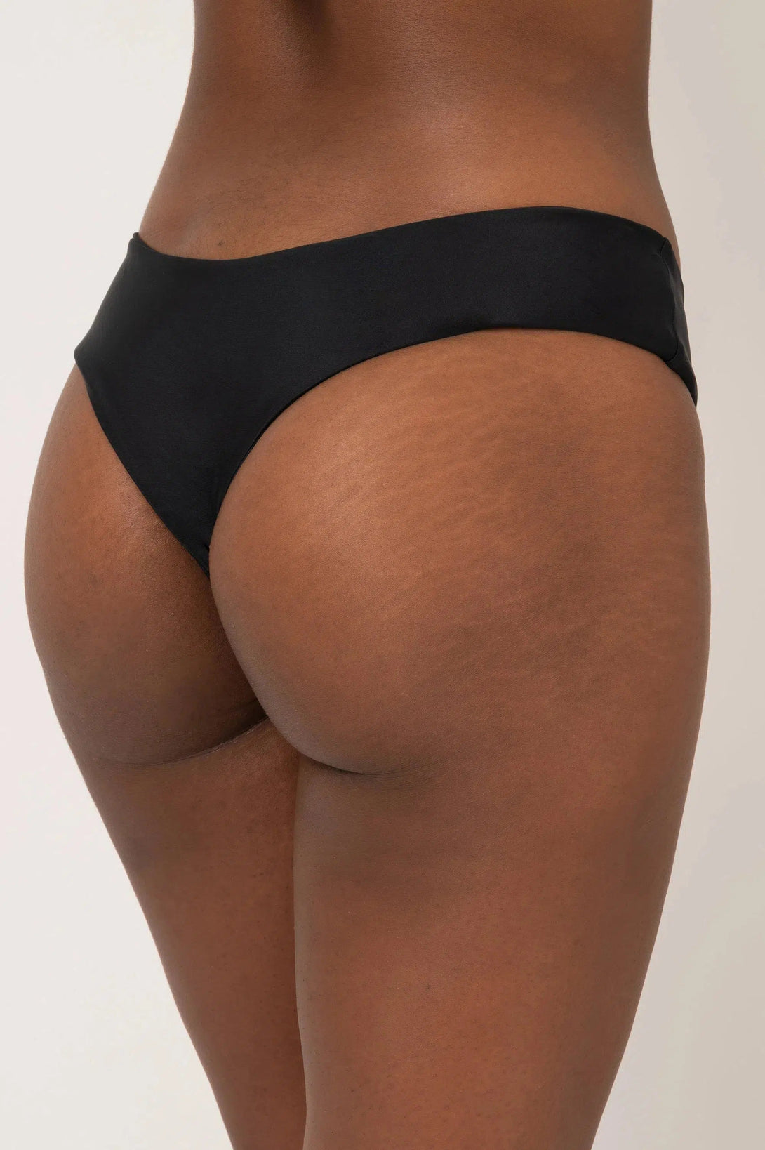 Performance Cheeky Cut Bikini Bottoms - Black-Activewear-Exoticathletica