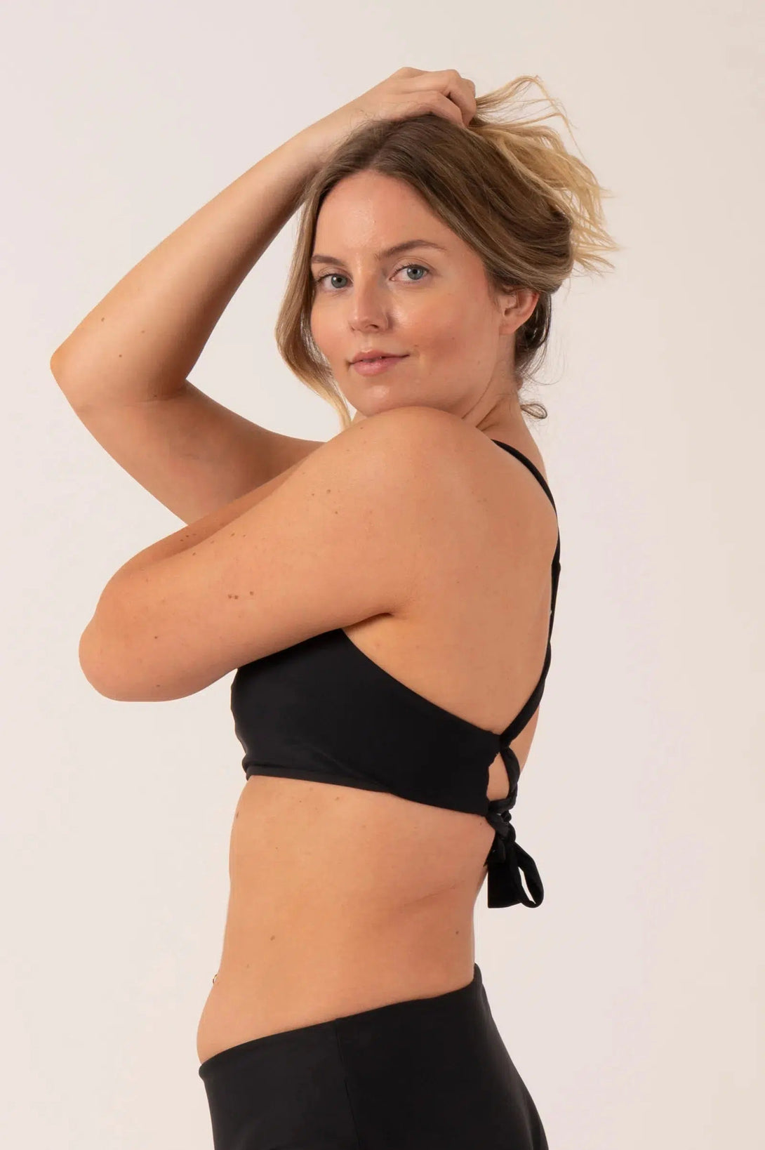 Performance Cross Over Bikini Top - Black-Activewear-Exoticathletica