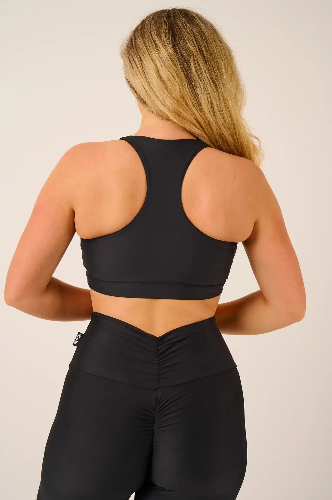 Performance Cross Over Crop - Black-Activewear-Exoticathletica