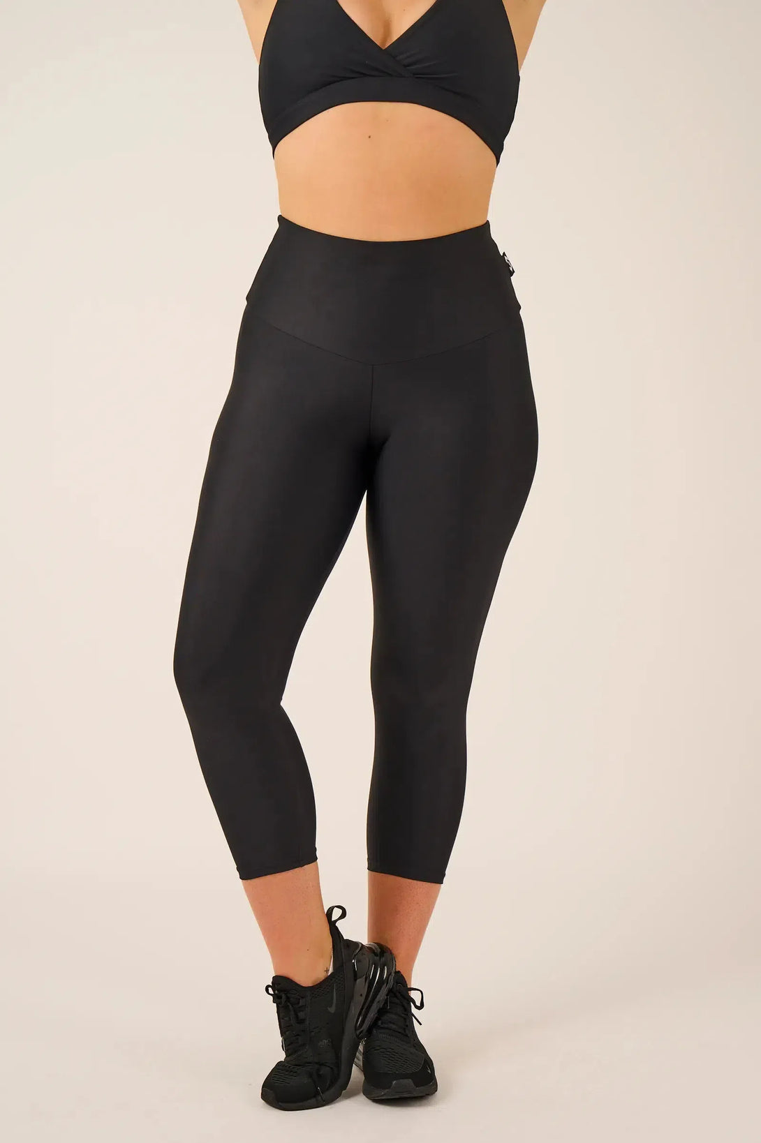 Performance Double Booty Scrunch High Waisted Capri Leggings - Black-Activewear-Exoticathletica