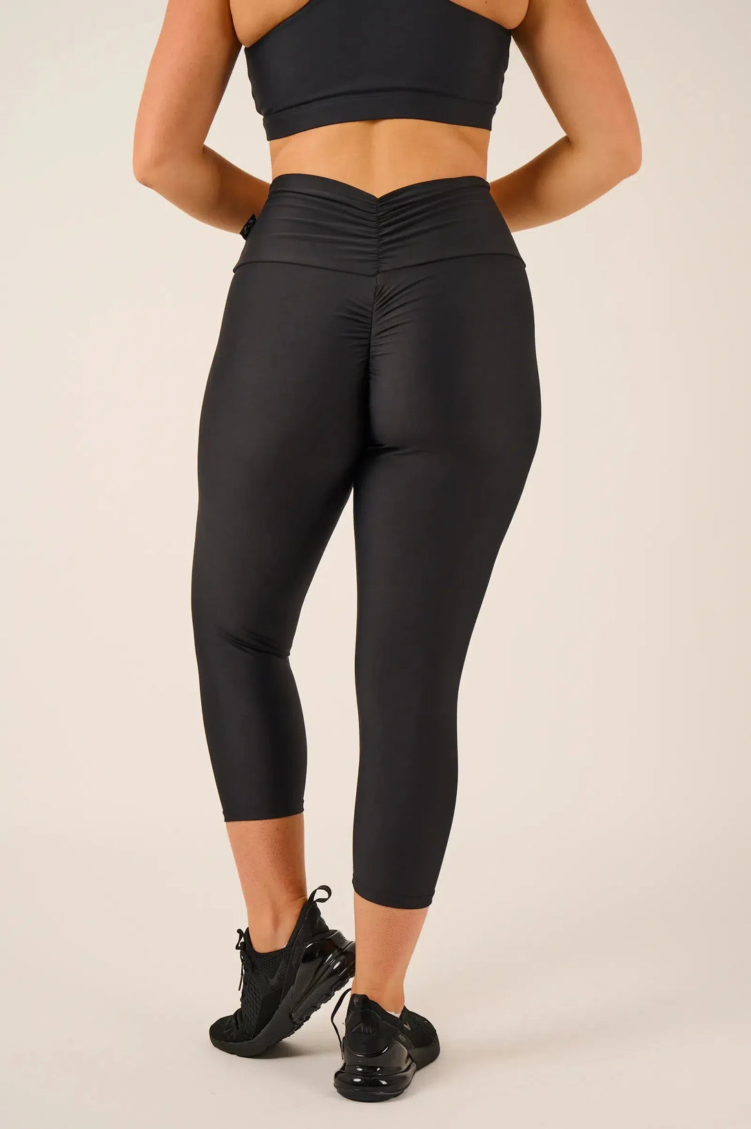 Performance Double Booty Scrunch High Waisted Capri Leggings - Black-Activewear-Exoticathletica